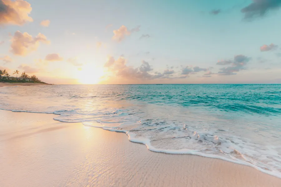 Clear Caribbean water at a Jamaica beach — Jamaica's beaches are at their best during the dry season from December to April